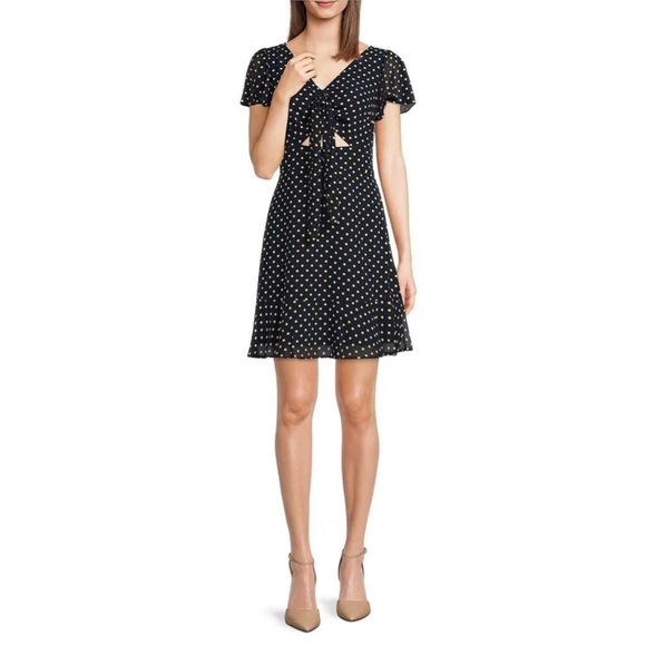 MICHAEL Michael Kors V-Neck Short Flutter Sleeve Tiered Ruffled Hem Fit Flare - Picture 2 of 6